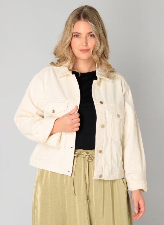Veste Wendy, Yesta