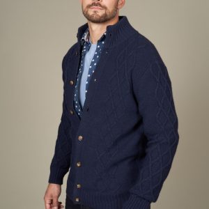 Stand-up collar cable vest