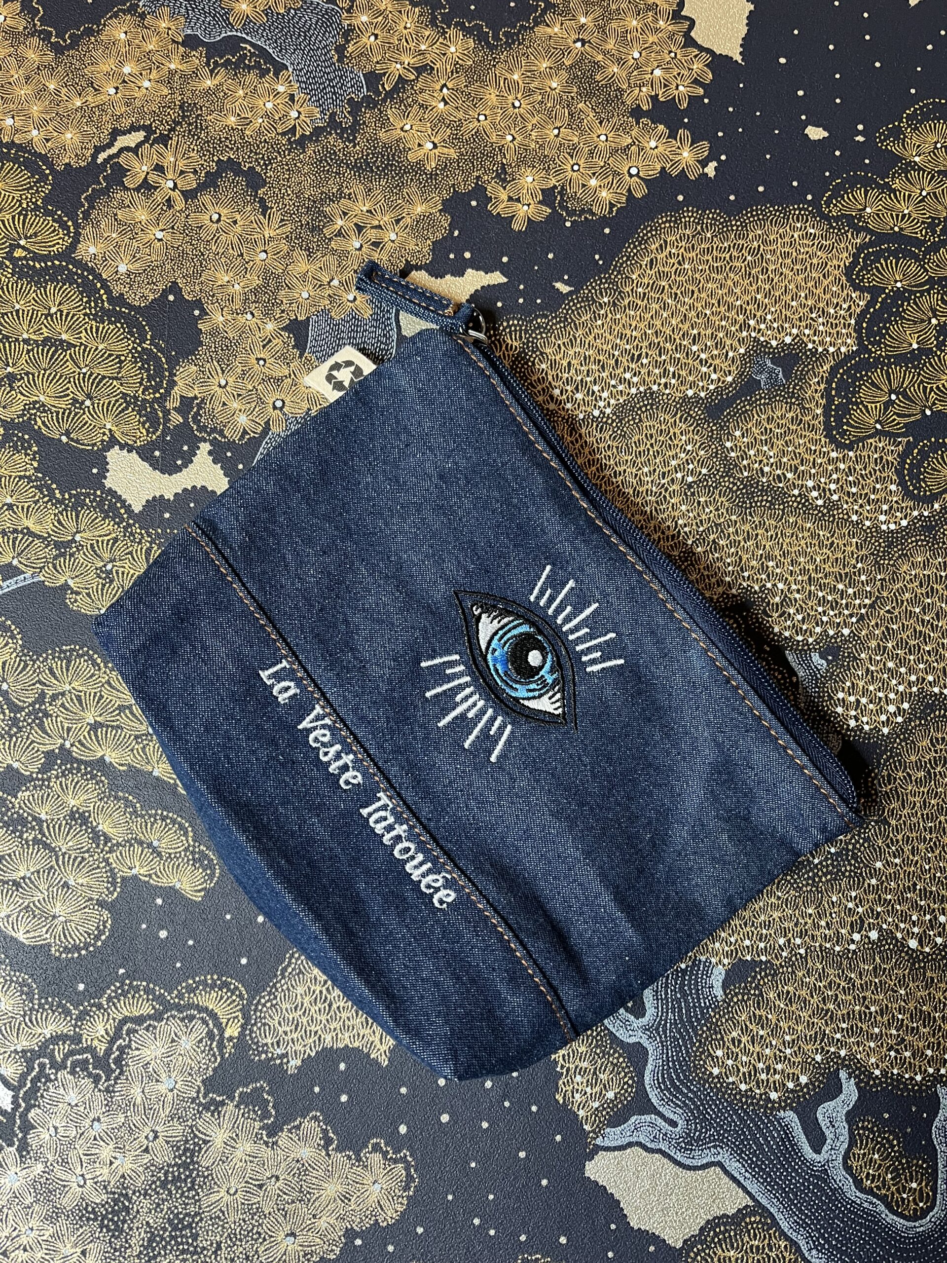 Pochette denim recyclé Chrysanthème : choisissez votre couleur ! – Image 4
