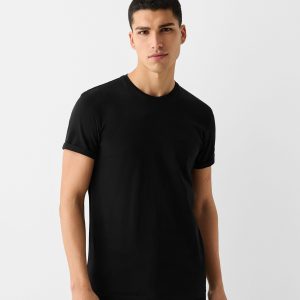 t shirt muscle fit