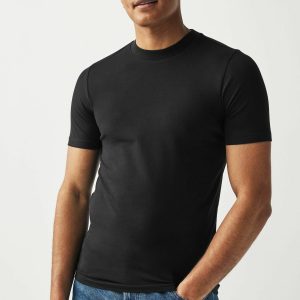 t shirt muscle fit